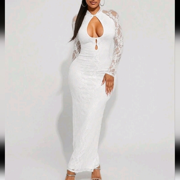 White Valentine's Day New Year Lace Lined Teardrop Neckline Cutout Snap Dress - Picture 2 of 4